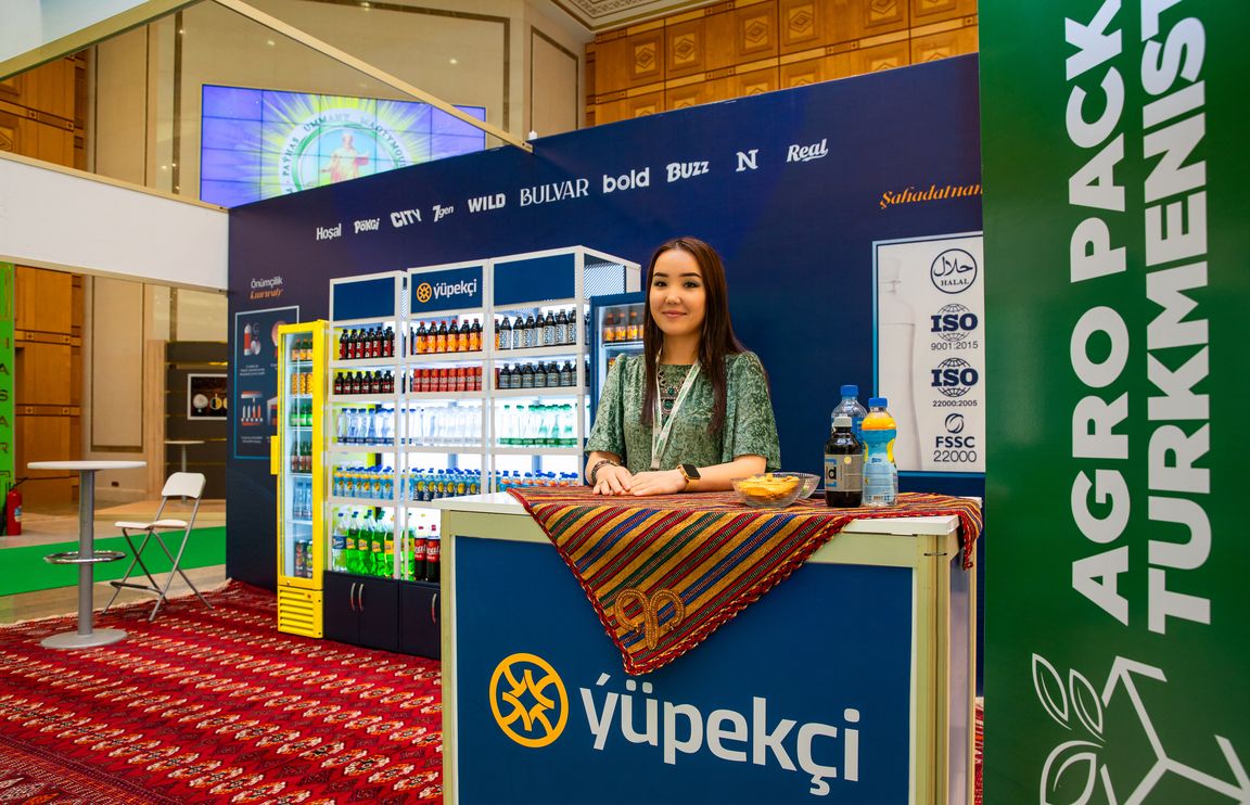 «Yupekchi» «Agro Pack Turkmenistan & Turkmen Food» sergisinde BOLD Mango-kokos içgisini tanyşdyrýar - 